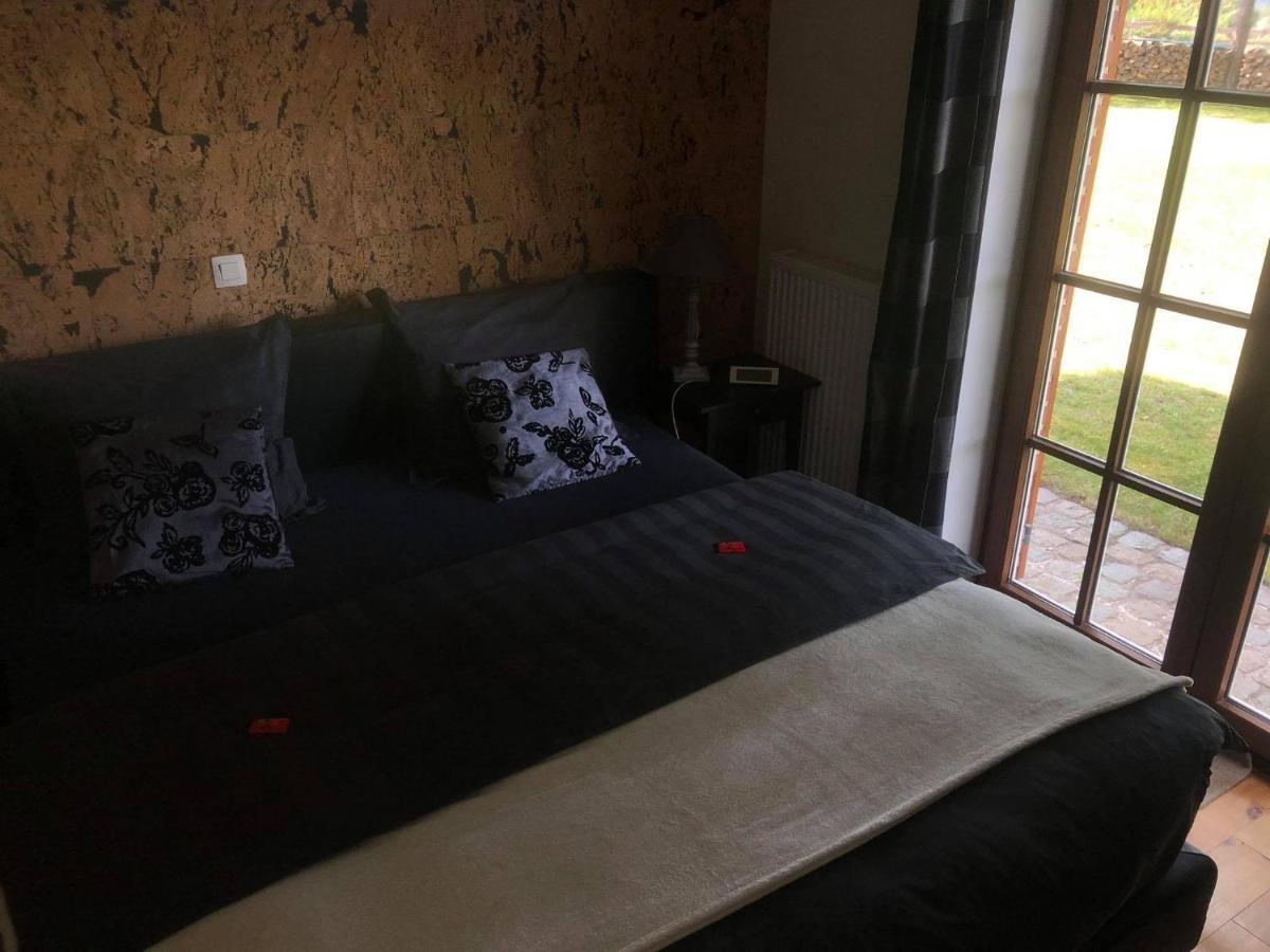 Le Goupil Hotel Вавр Екстериор снимка